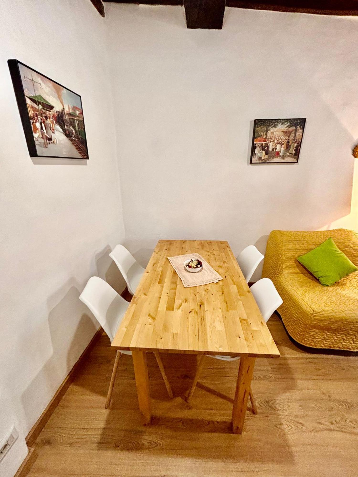 Red House Apartment Gubbio Exterior photo