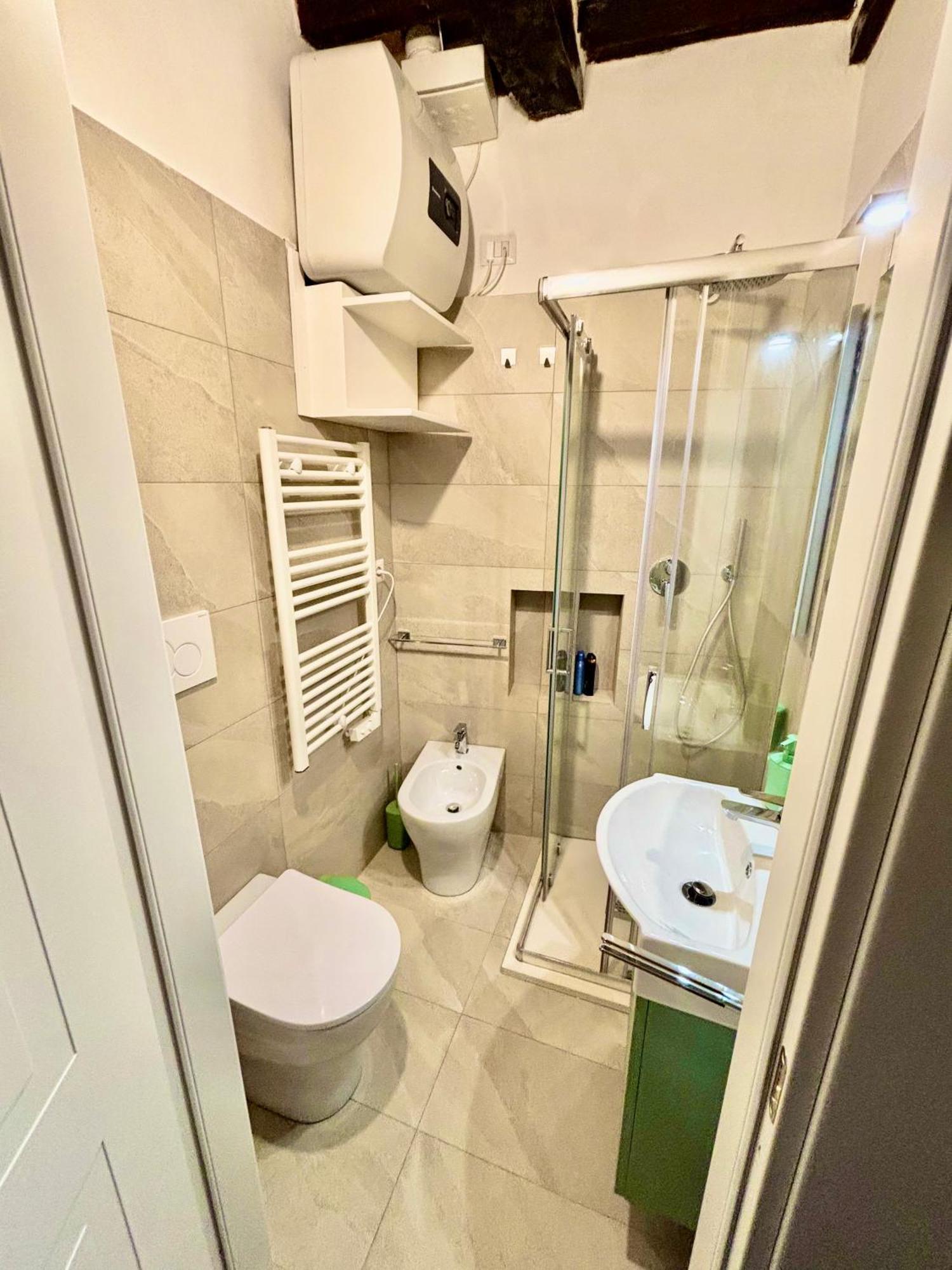 Red House Apartment Gubbio Exterior photo