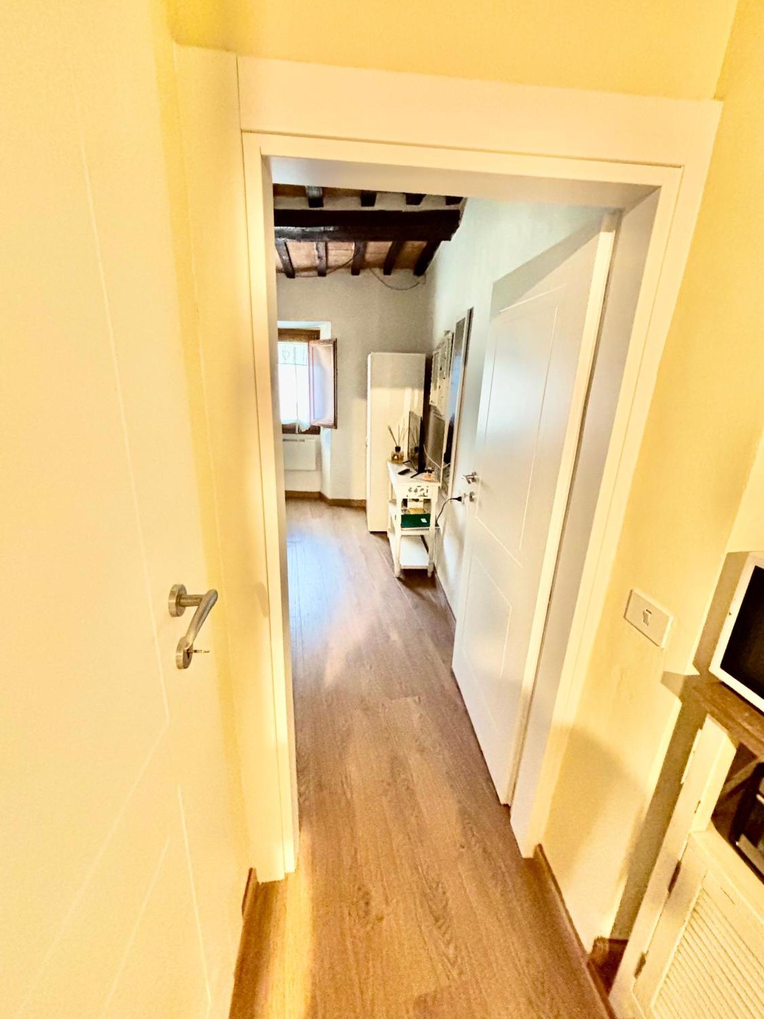 Red House Apartment Gubbio Exterior photo