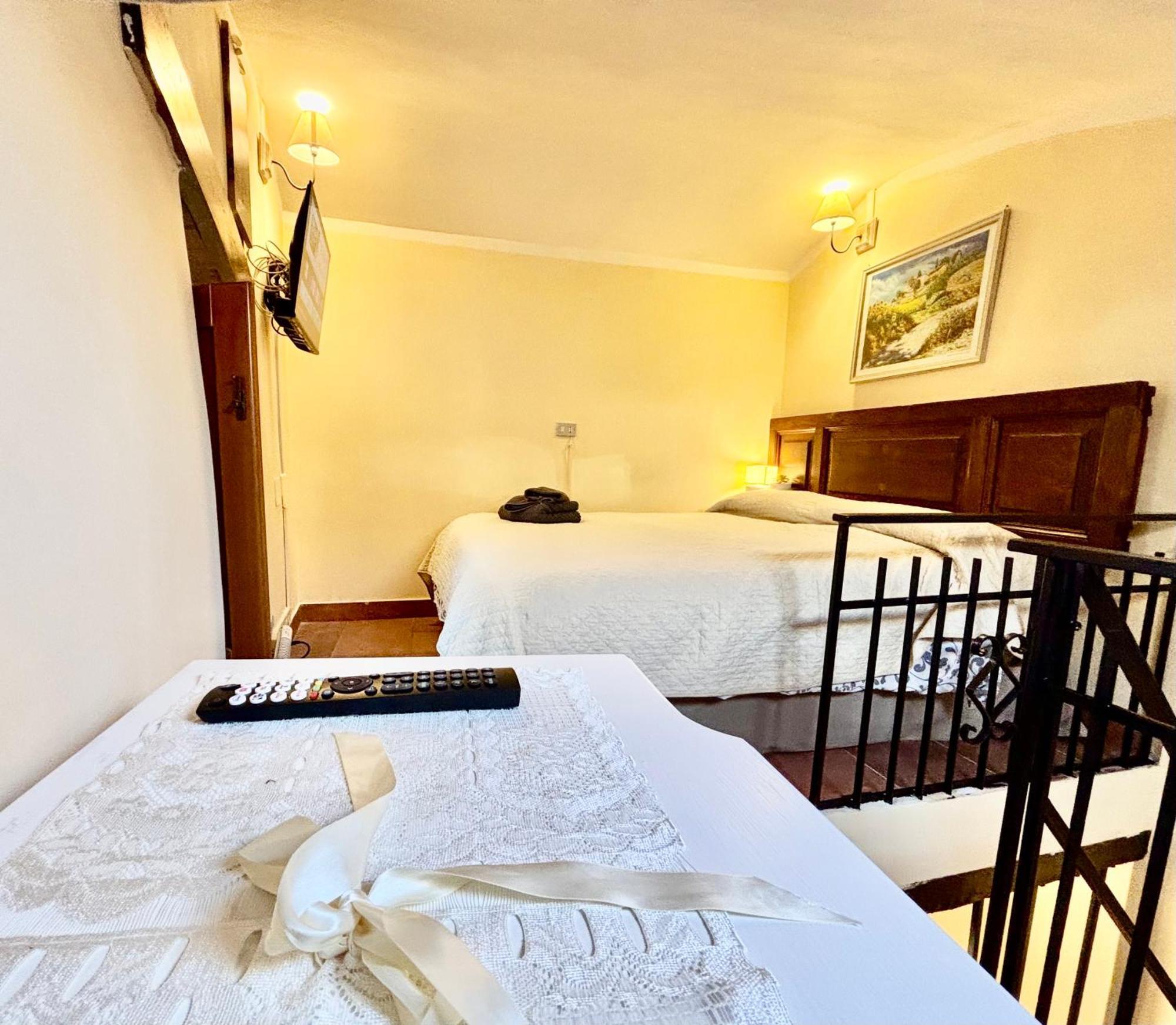 Red House Apartment Gubbio Exterior photo