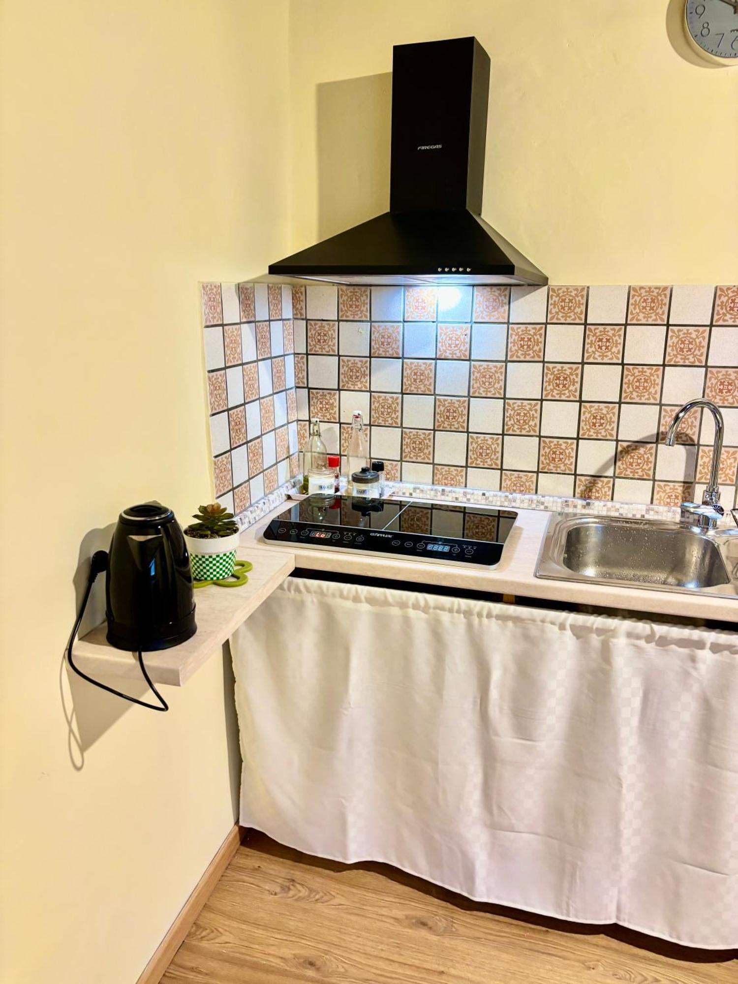 Red House Apartment Gubbio Exterior photo