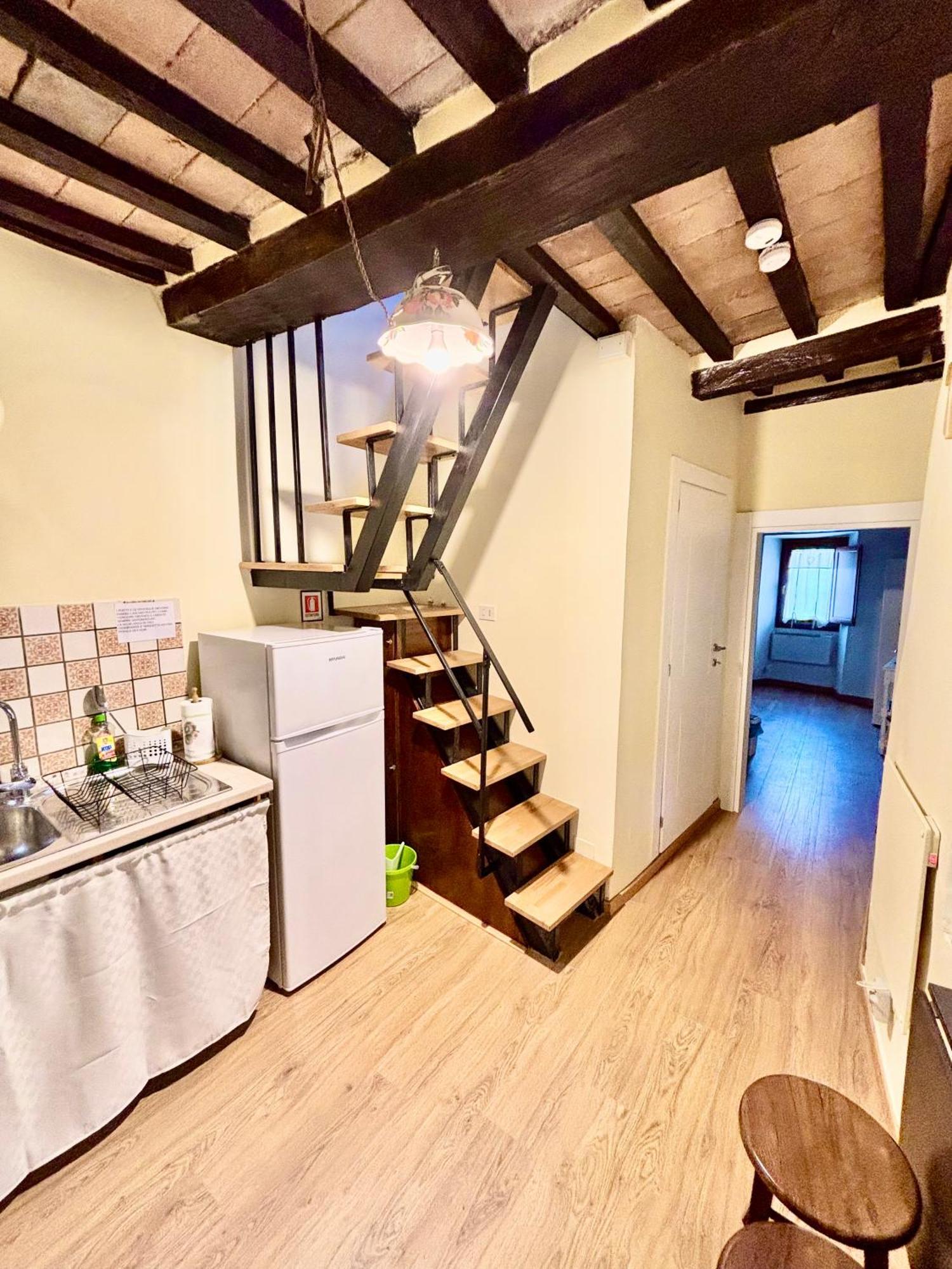 Red House Apartment Gubbio Exterior photo